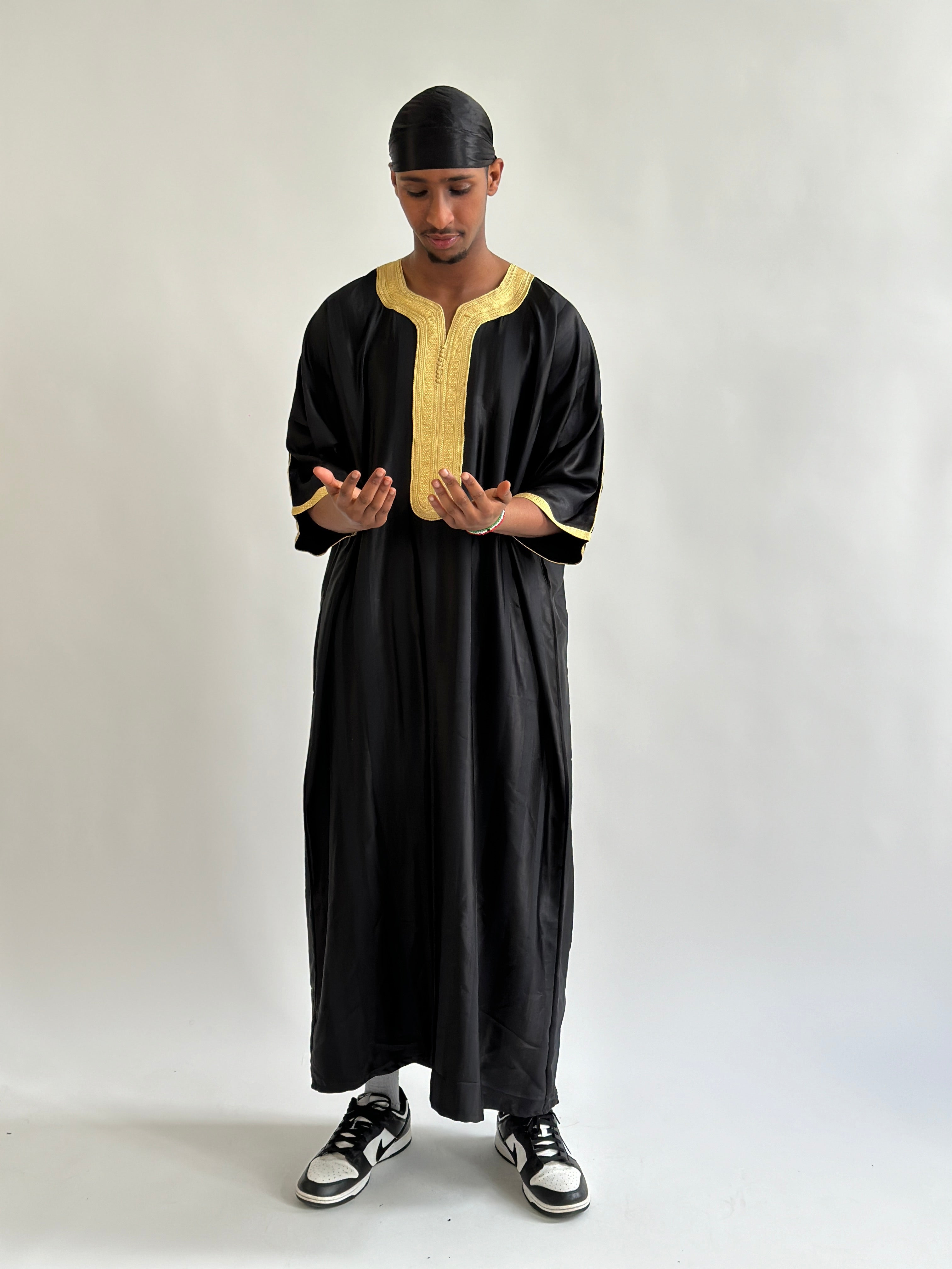 Moroccan Thobe Black & Gold