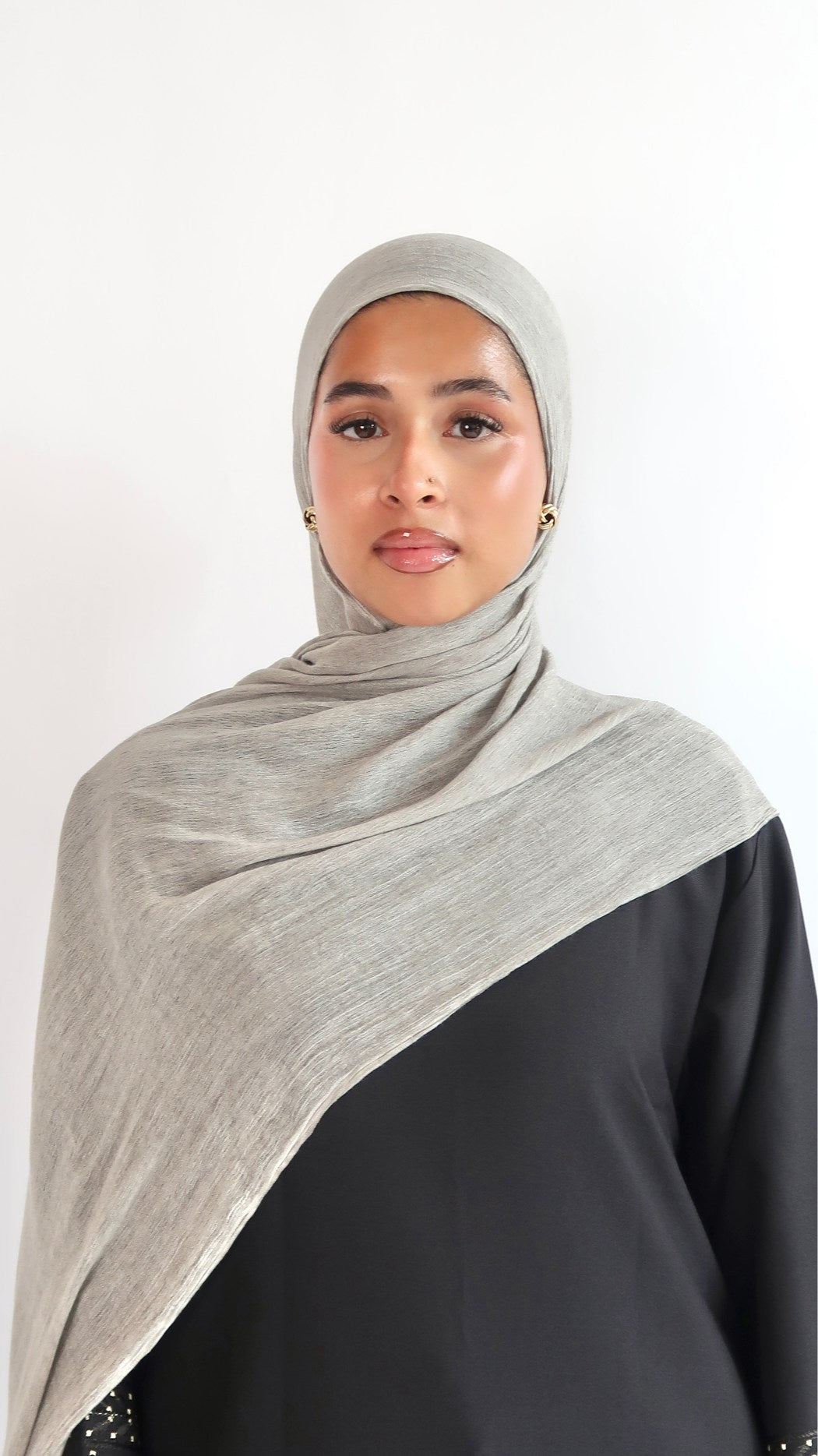 Thai Hijab Smoke