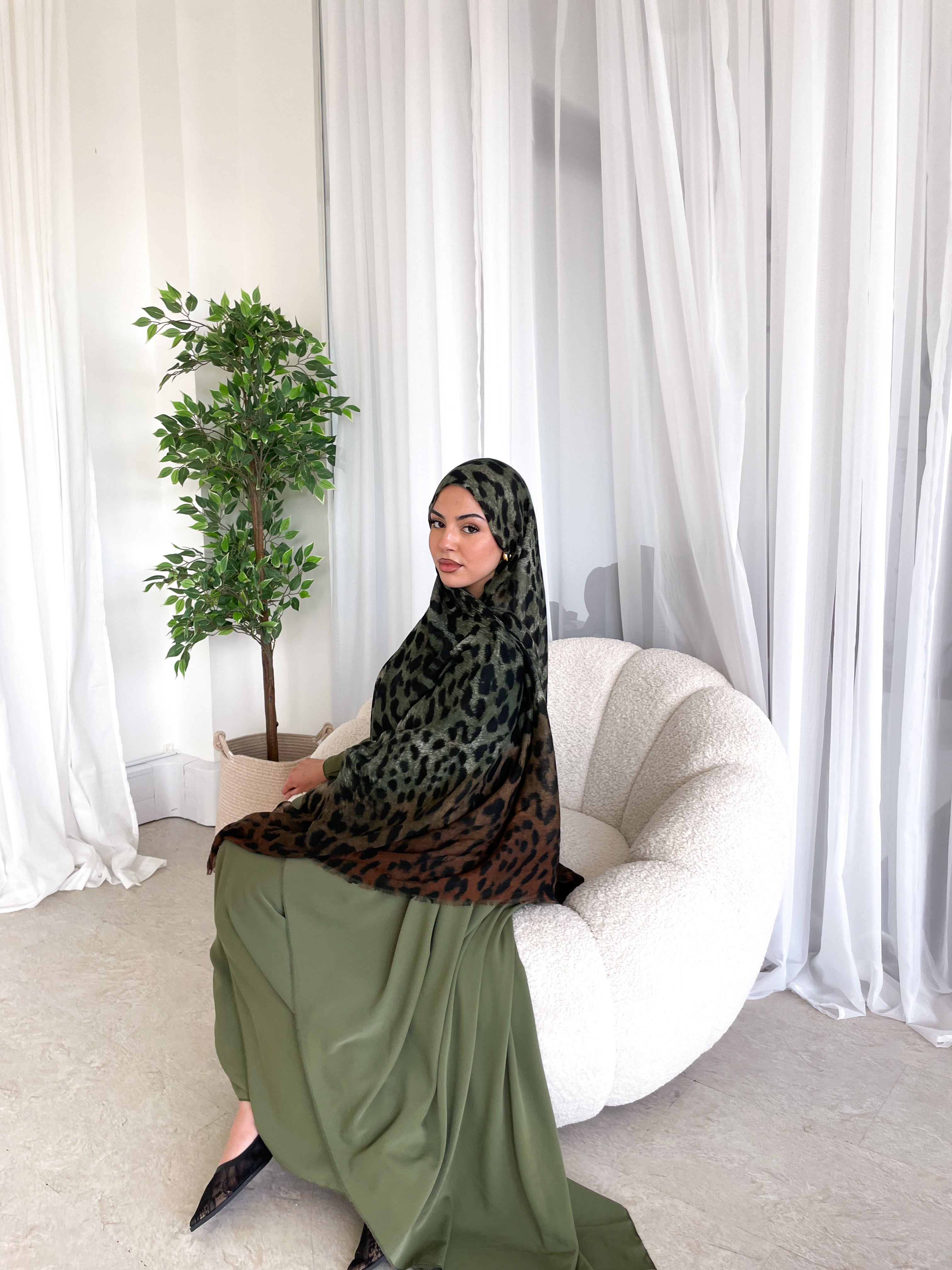 Butterfly Abaya Khaki (One size)