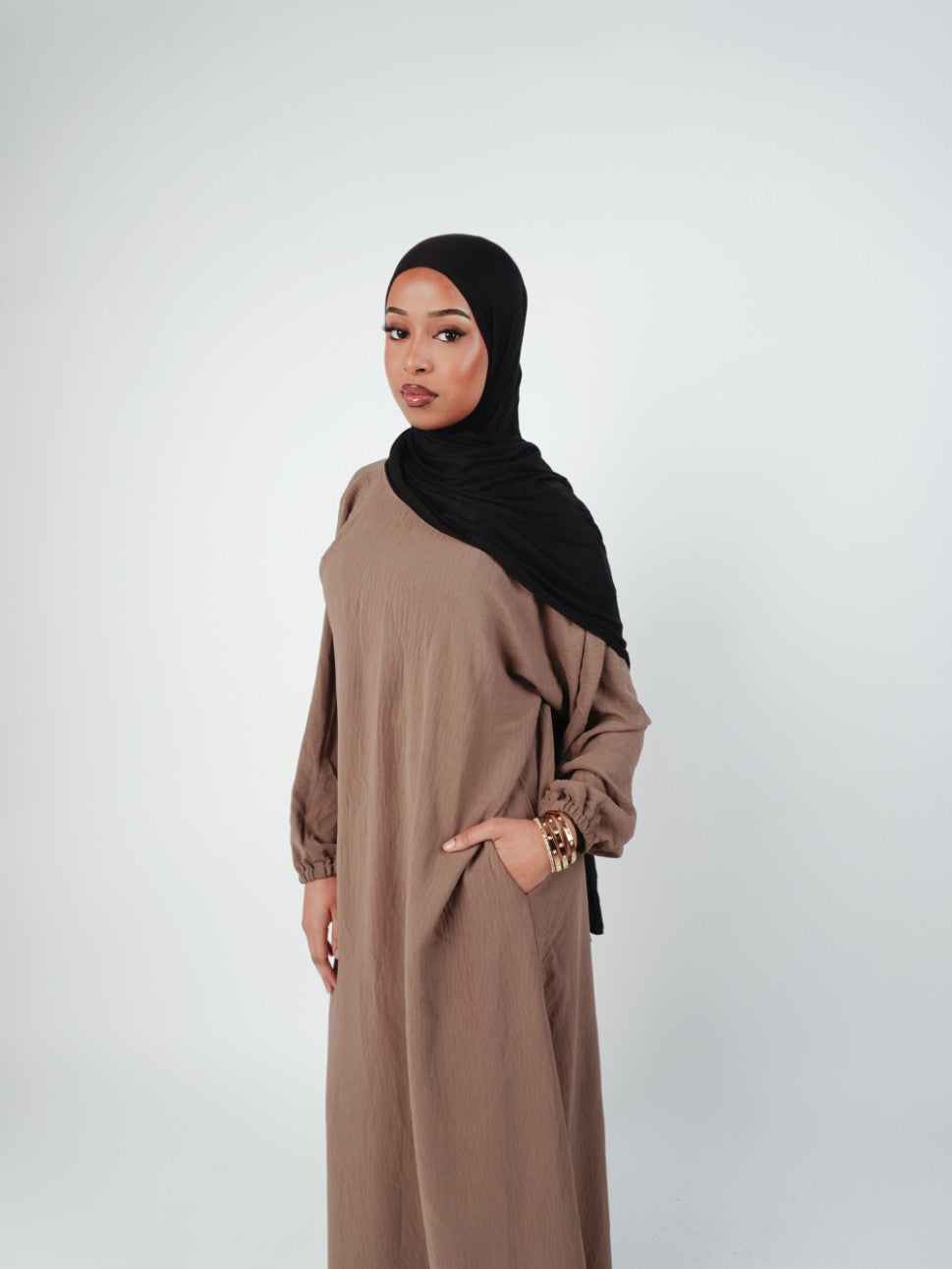 Plain Closed Abaya - Mocha