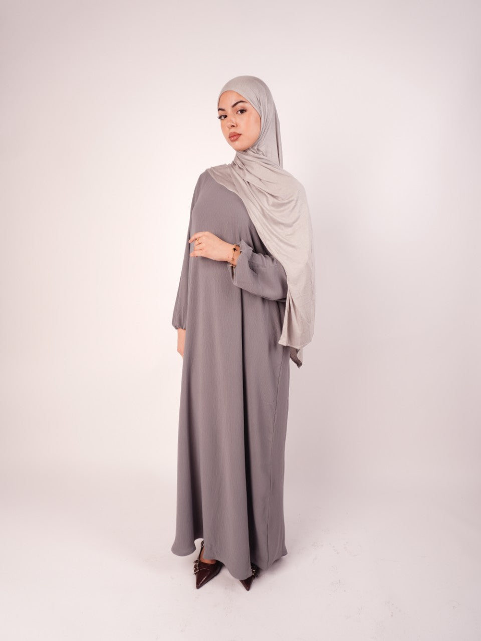 Plain Closed Abaya - Light Grey