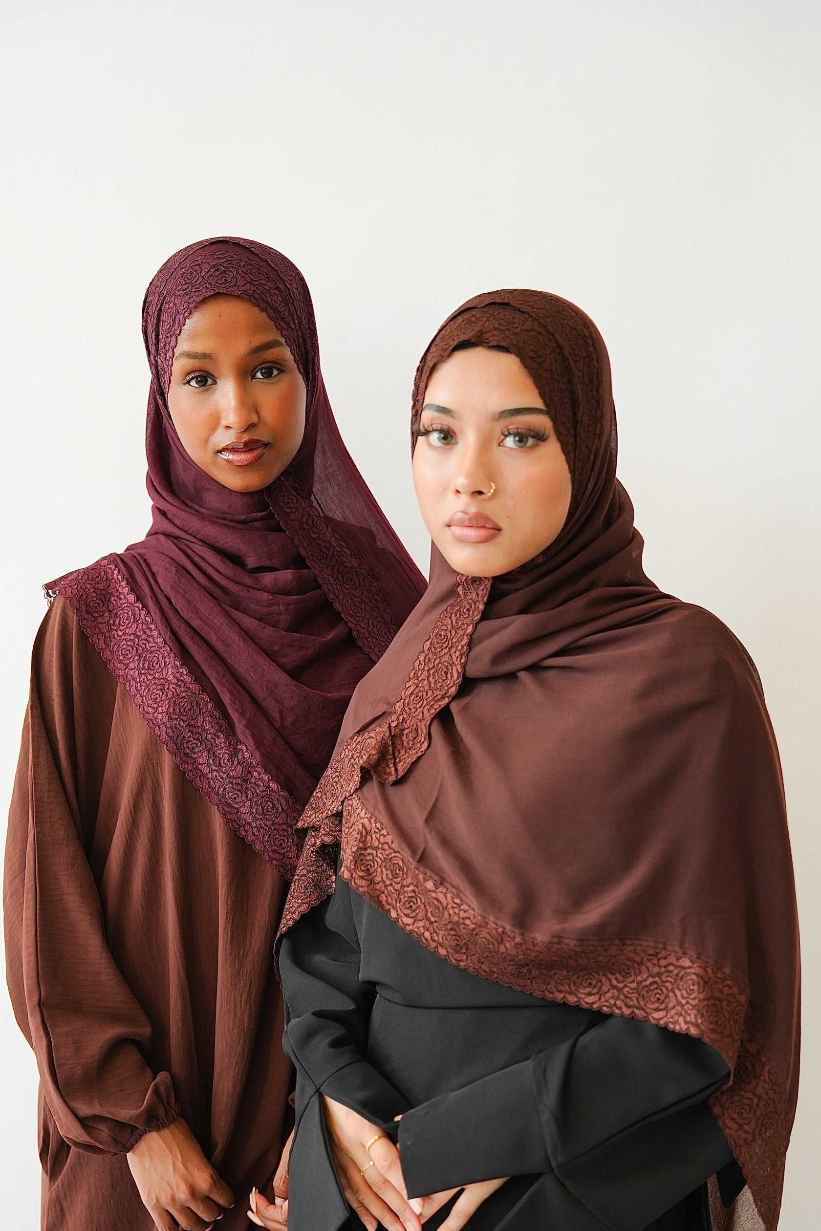 Mulberry lace modal hijab with lace trim